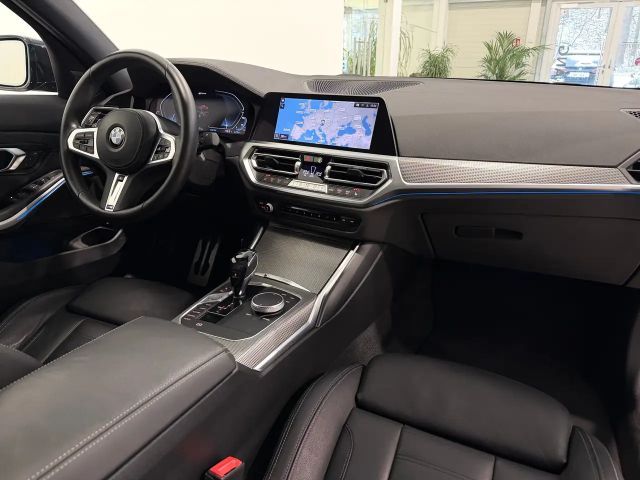 BMW 330 330e M-Sport Sedan