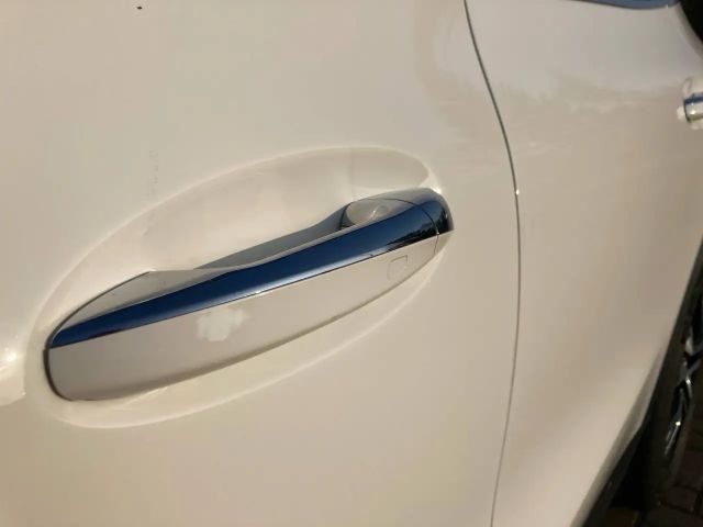 Mercedes-Benz GLA 200 Progressive