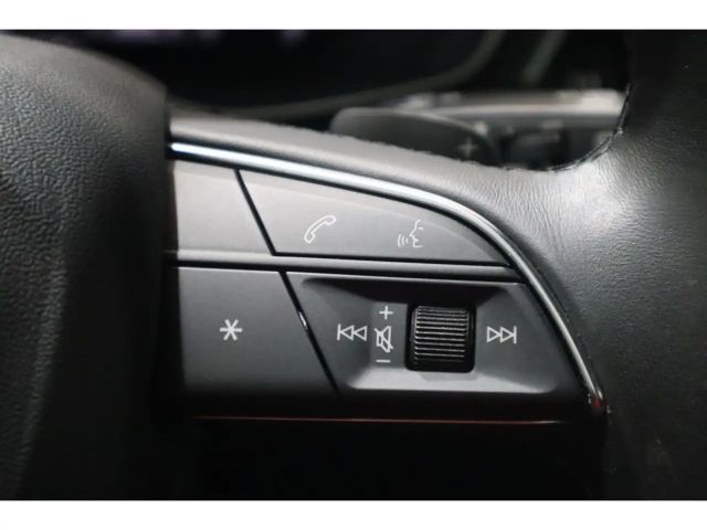 Audi A4 45 TFSI Avant Quattro