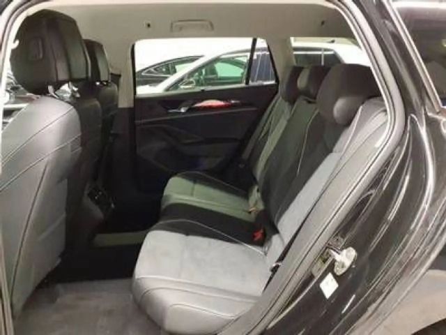 Volkswagen Passat Elegance Elegance Variant