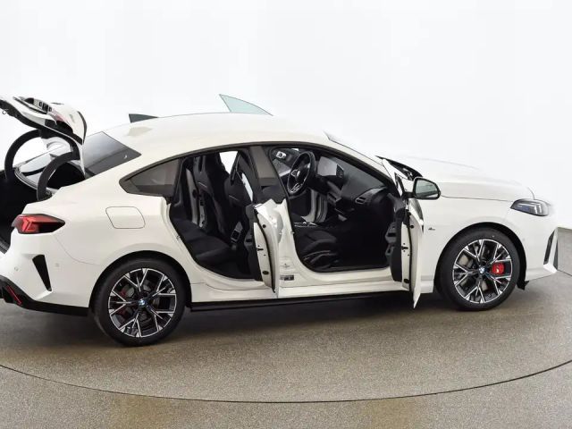 BMW 220 220d Coupé M-Sport