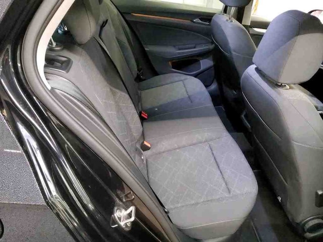 Volkswagen Golf 1.5 eTSI DSG Golf VIII