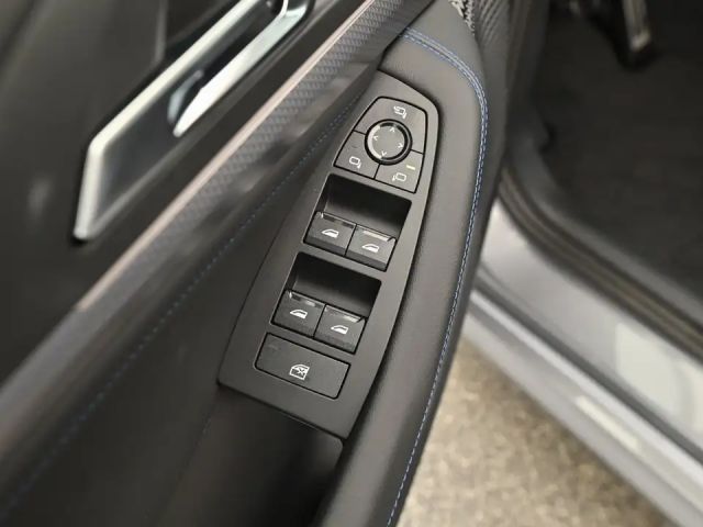 BMW 218 218d Active Tourer Sedan