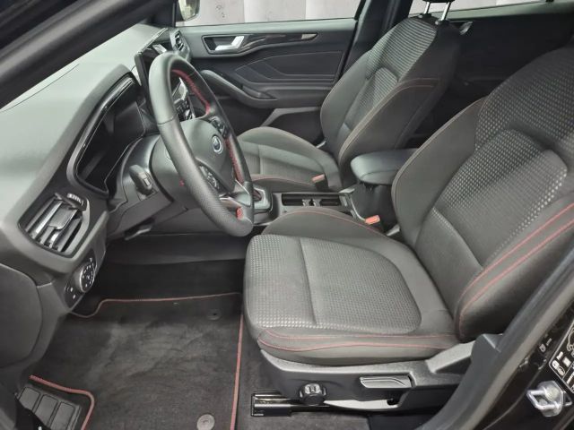 Ford Focus ST Line Wagon