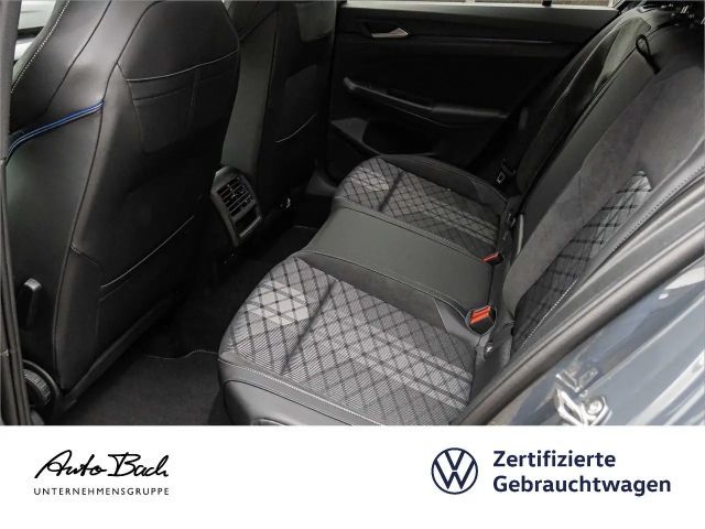 Volkswagen Golf 1.5 eTSI DSG Golf VIII R-Line