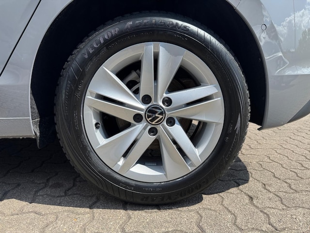 Volkswagen Golf 1.5 TSI