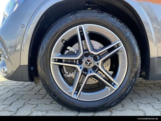 Mercedes-Benz GLA 180 AMG Line