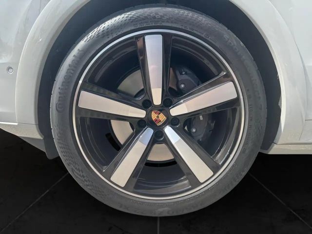 Porsche Cayenne Coupé E-Hybrid