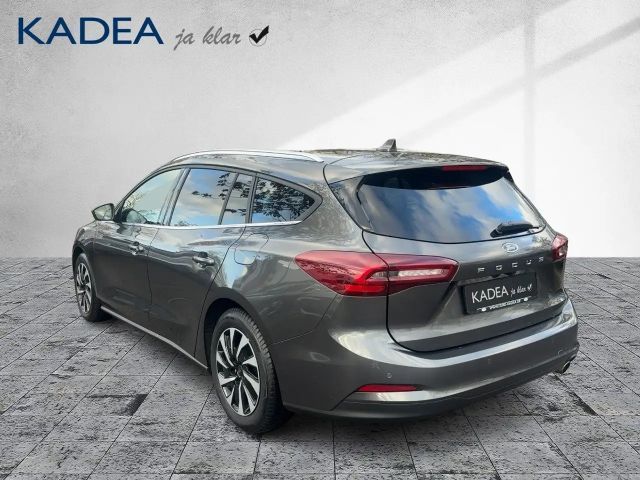 Ford Focus Titanium Wagon