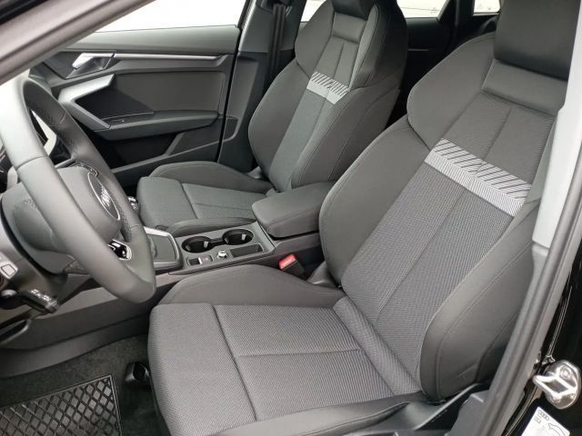 Audi A3 30 TDI Sedan