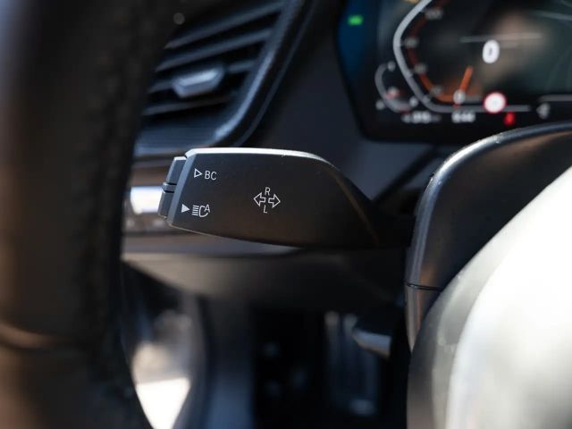 BMW 118 118i M-Sport Sedan