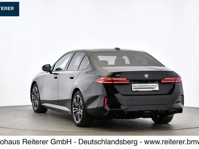 BMW i5 Sedan