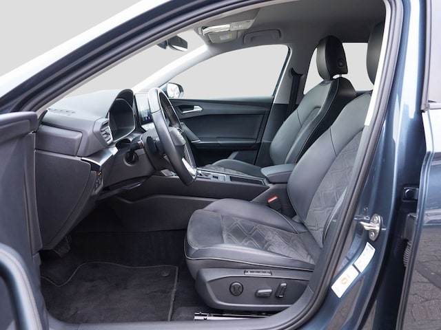 Seat Leon 2.0 TDI DSG Sportstourer Style