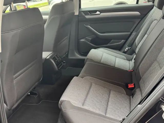 Volkswagen Passat Business DSG Variant