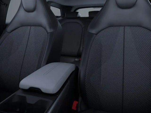 Ford Explorer Extended range RWD