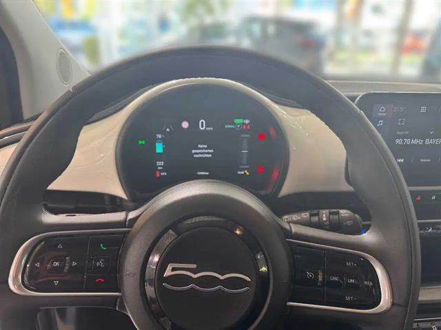 Fiat 500 42kWh Klimaautomatik CarPlay Spurhalteassistent