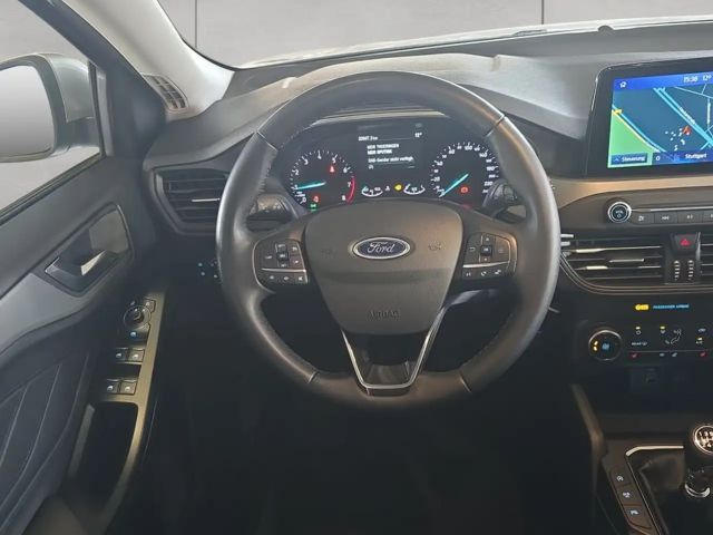 Ford Focus Cool & Connect EcoBoost Wagon