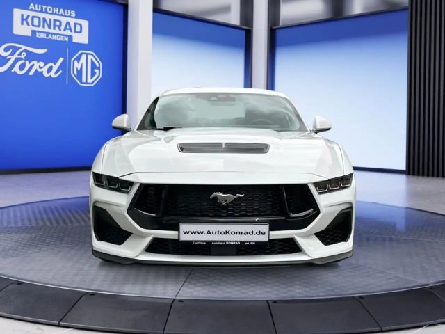 Ford Mustang Fastback GT 5.0 V8