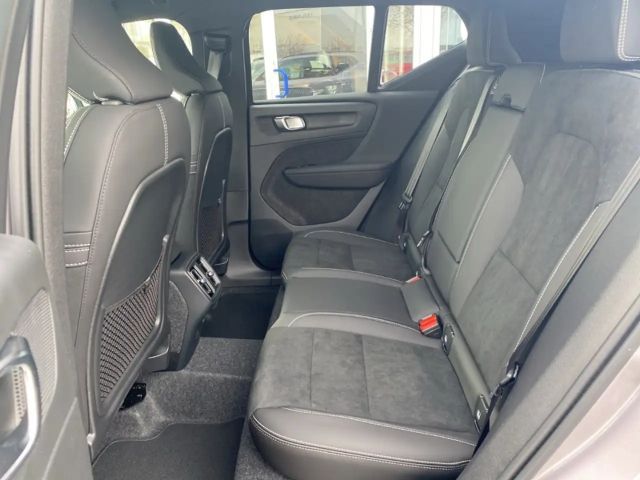 Volvo XC40 Dark Plus