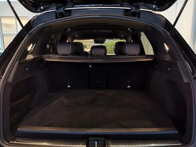 Mercedes-Benz GLC 300 4MATIC AMG Line