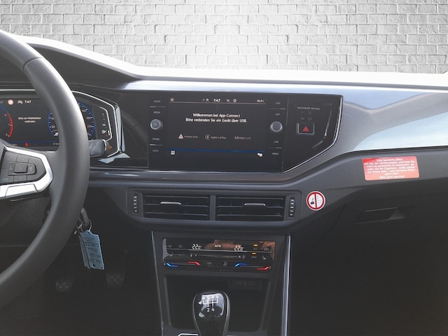 Volkswagen Polo 1,0TSI MATRIX|NAVI|ACC|SHZ|TEL.