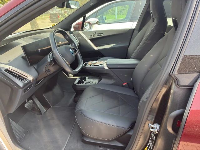 BMW iX xDrive40