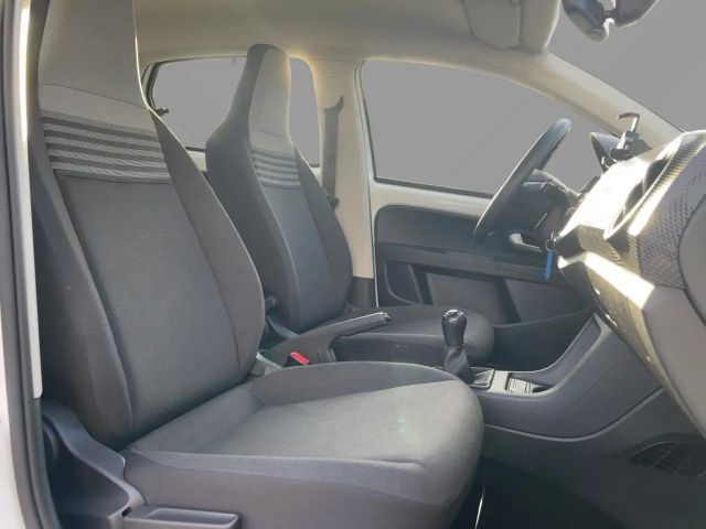 Volkswagen up! Move Move up!