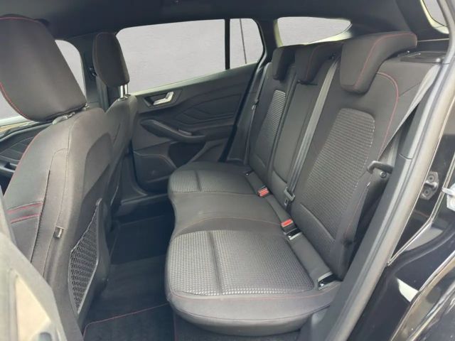 Ford Focus EcoBoost ST Line Wagon