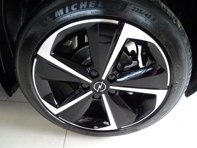 Opel Astra GS-Line Grand Sport