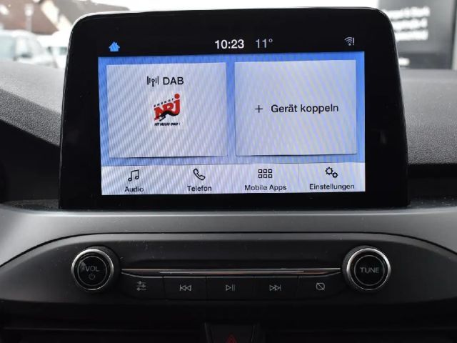 Ford Focus Cool & Connect