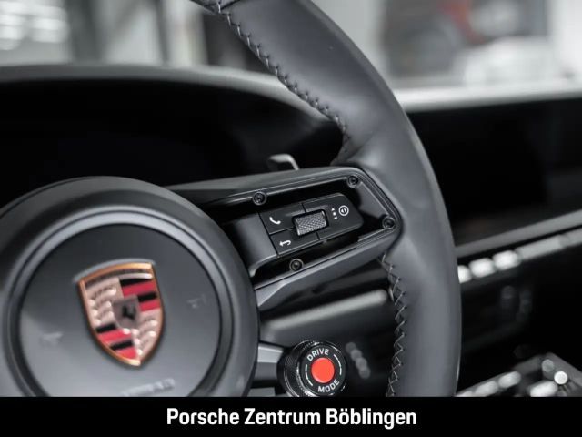 Porsche 992 Carrera Coupé GTS