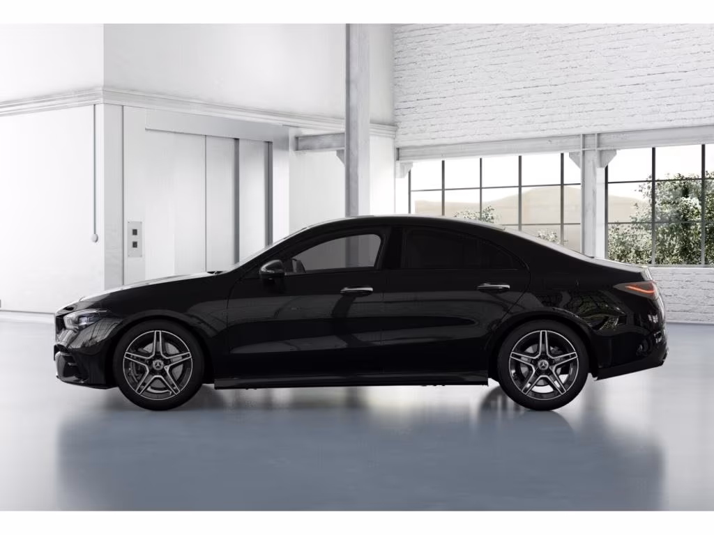Mercedes-Benz CLA 200 AMG Line