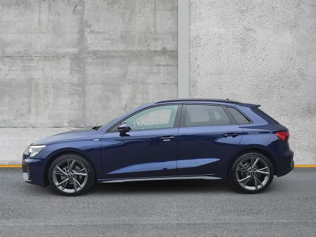 Audi A3 30 TDI S-Line Sedan Sportback