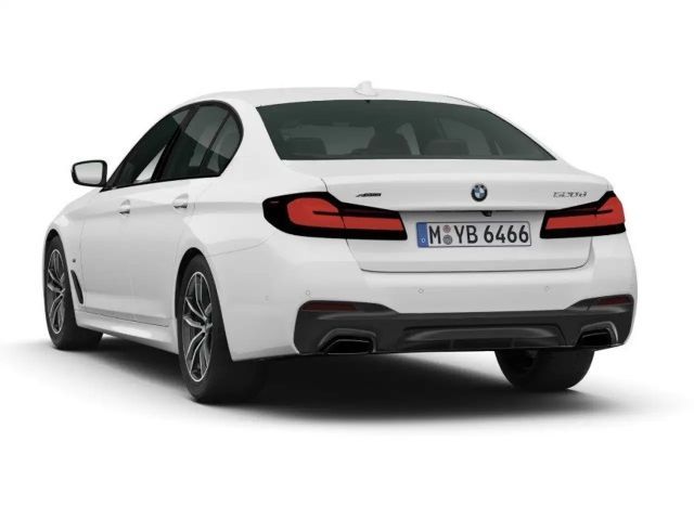 BMW 520 520d M-Sport Sedan xDrive