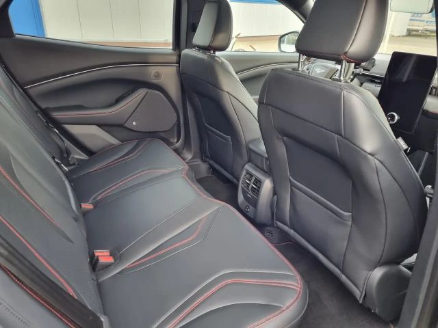 Ford Mustang Mach-E AWD