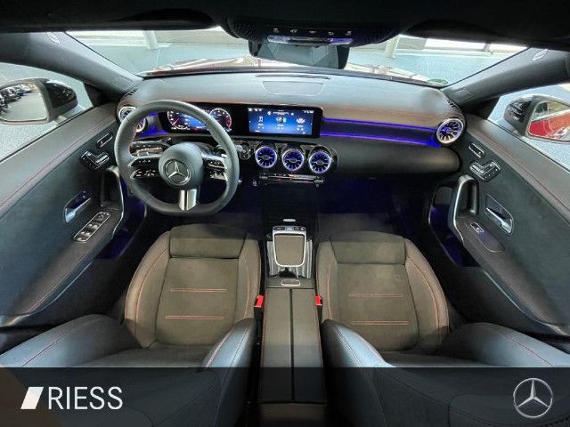 Mercedes-Benz CLA 200 AMG Line Shooting Brake