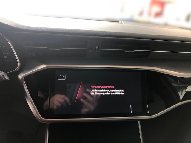 Audi A6 40 TDI Avant S-Tronic