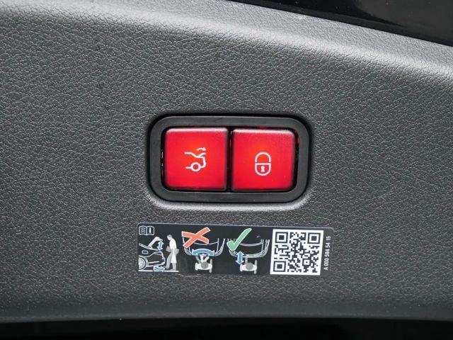 Mercedes-Benz CLE 300 4MATIC AMG Line Coupé