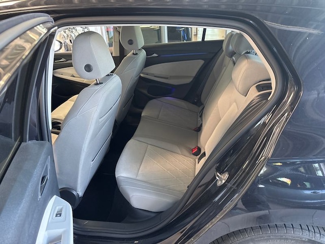 Volkswagen Golf Style eHybrid