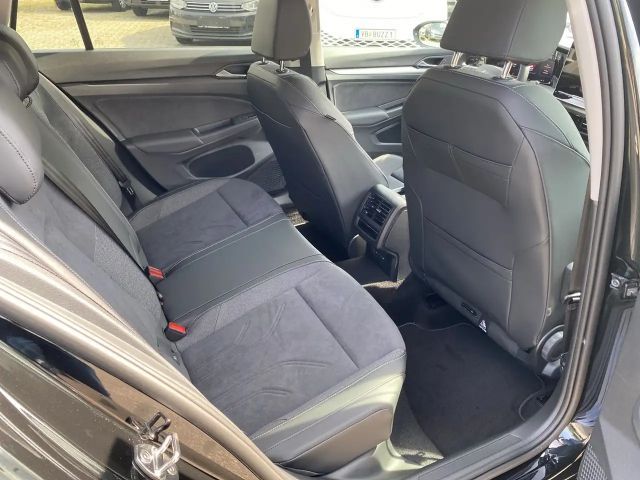 Volkswagen Golf DSG Life Variant