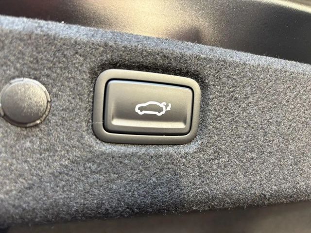 Kia EV4 81.4 kWh Earth