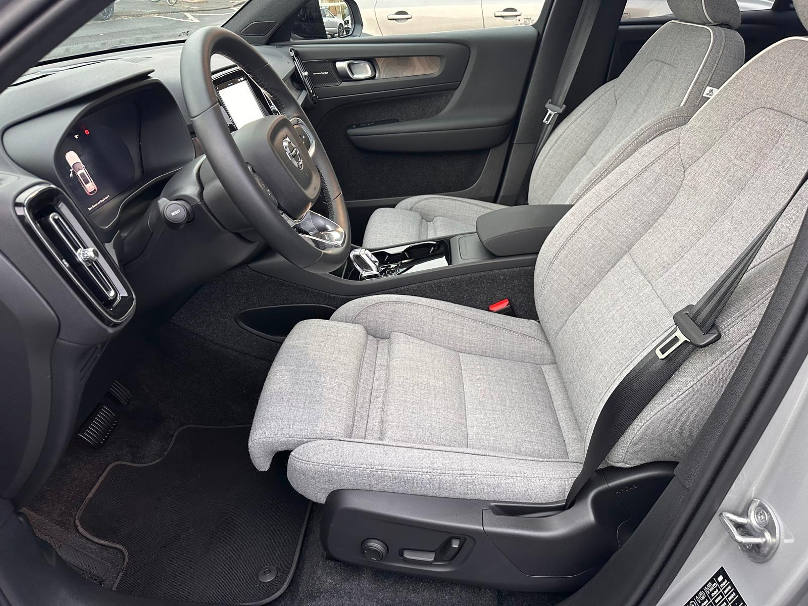 Volvo EX40 Achterwielaandrijving Ultra