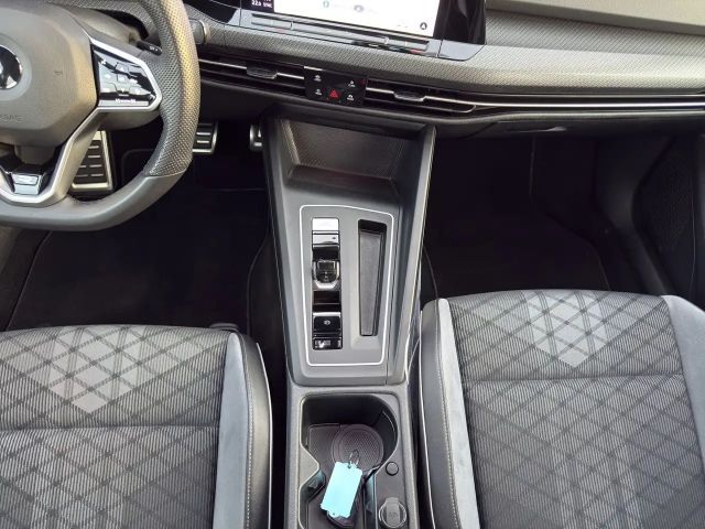 Volkswagen Golf 2.0 TDI Golf VIII R-Line