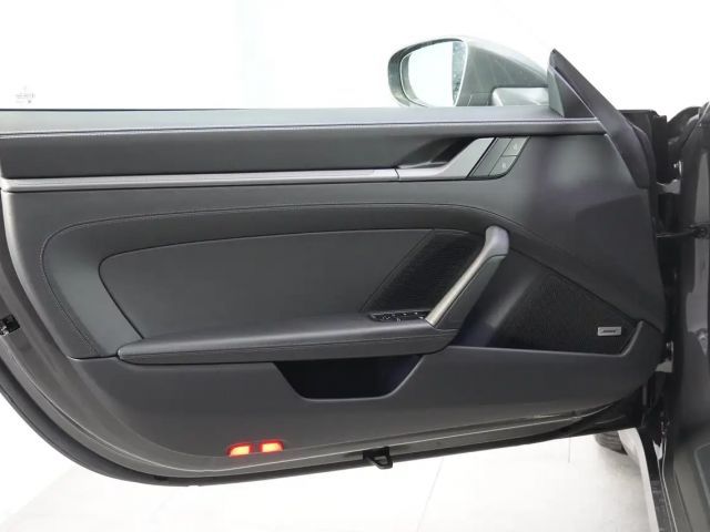 Porsche 992 Cabrio Carrera