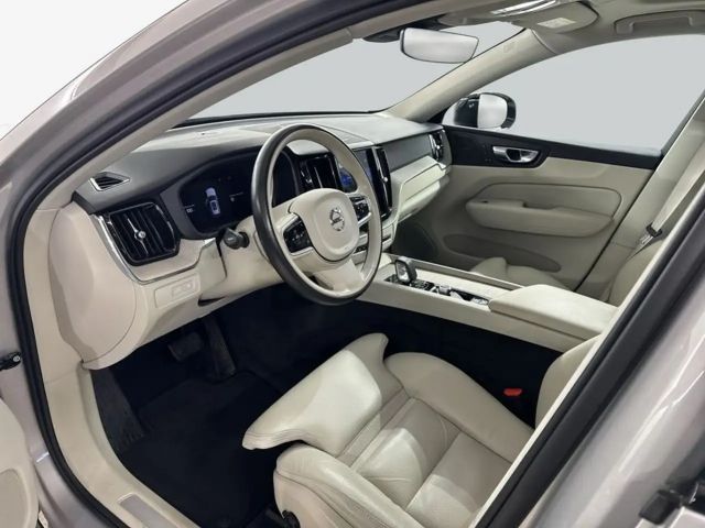 Volvo XC60 AWD Dark Plus Recharge T8