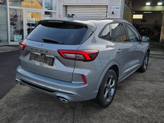 Ford Kuga Hybrid ST Line