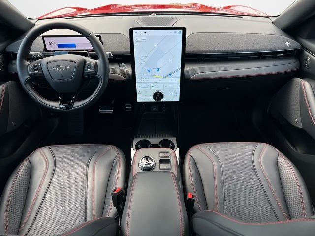 Ford Mustang Mach-E 75 kWh AWD