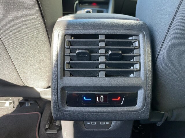 Volkswagen Golf 2.0 TSI DSG Golf VIII