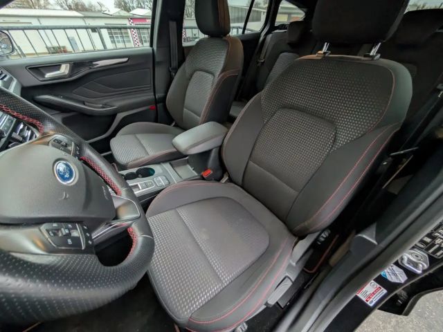 Ford Focus ST Line Wagon