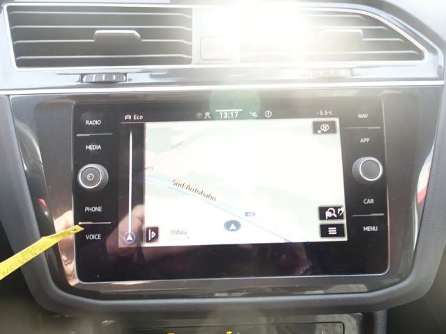 Volkswagen Tiguan 4Motion R-Line